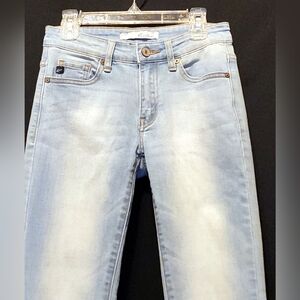 Bnwot sz:1 w:24" KanCan stretchy lighter colored denim jeans inseam:28